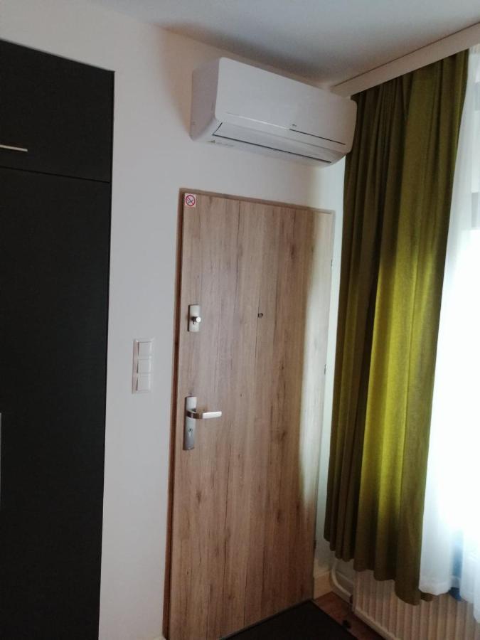Apartamenty Blisko Plazy Podczele 코워브제크 외부 사진