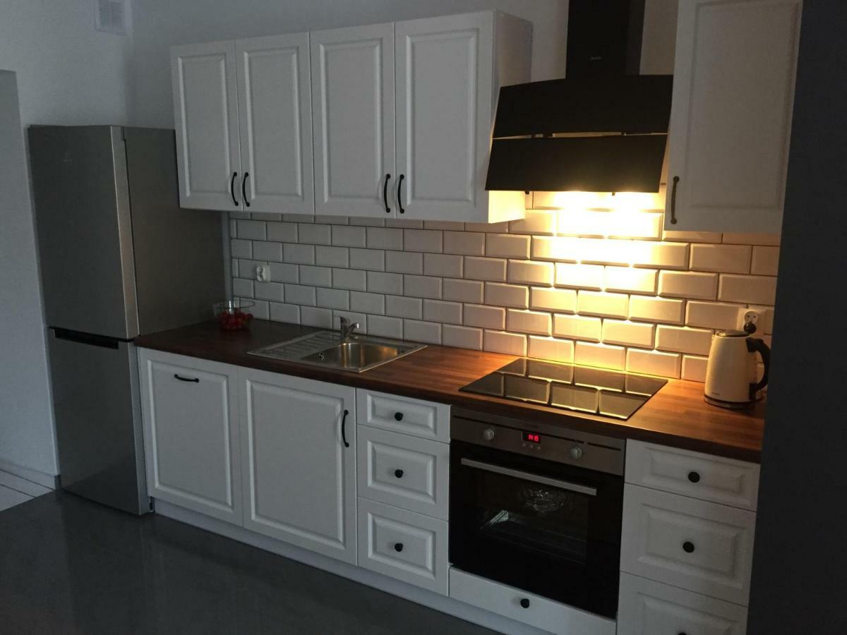 Apartamenty Blisko Plazy Podczele 코워브제크 외부 사진
