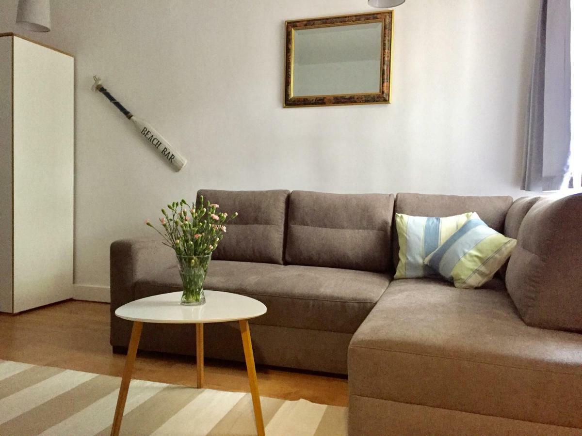 Apartamenty Blisko Plazy Podczele 코워브제크 외부 사진