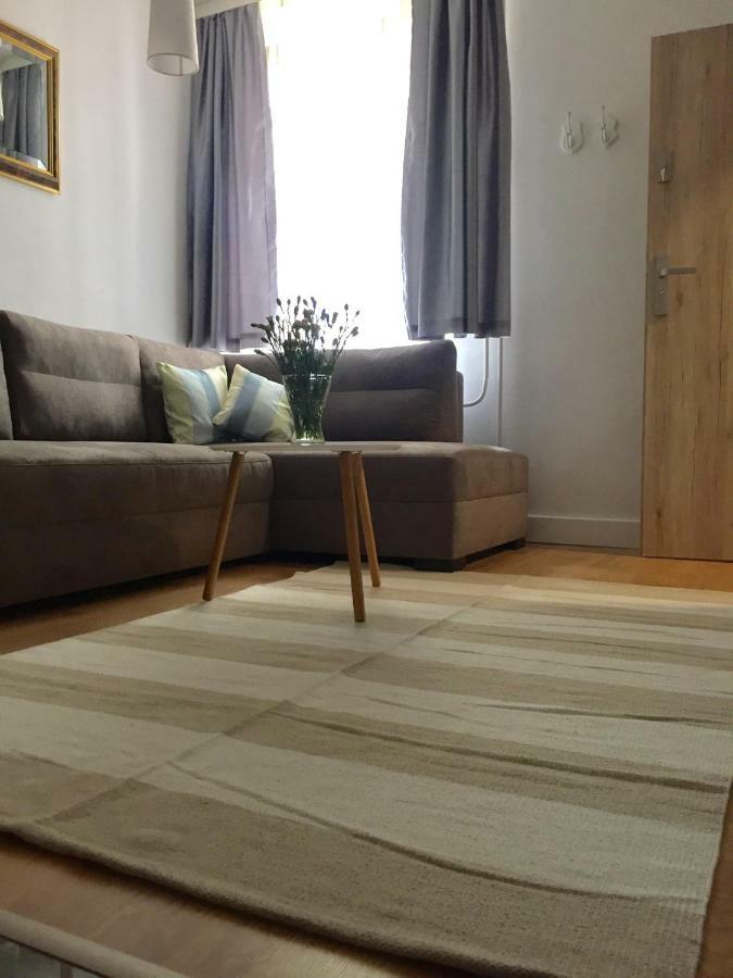 Apartamenty Blisko Plazy Podczele 코워브제크 외부 사진
