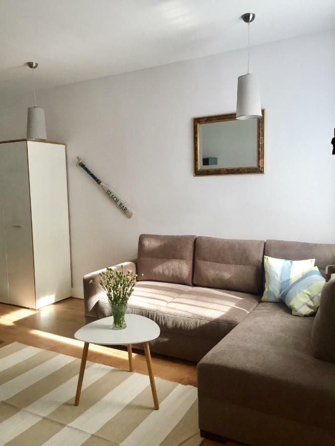 Apartamenty Blisko Plazy Podczele 코워브제크 외부 사진