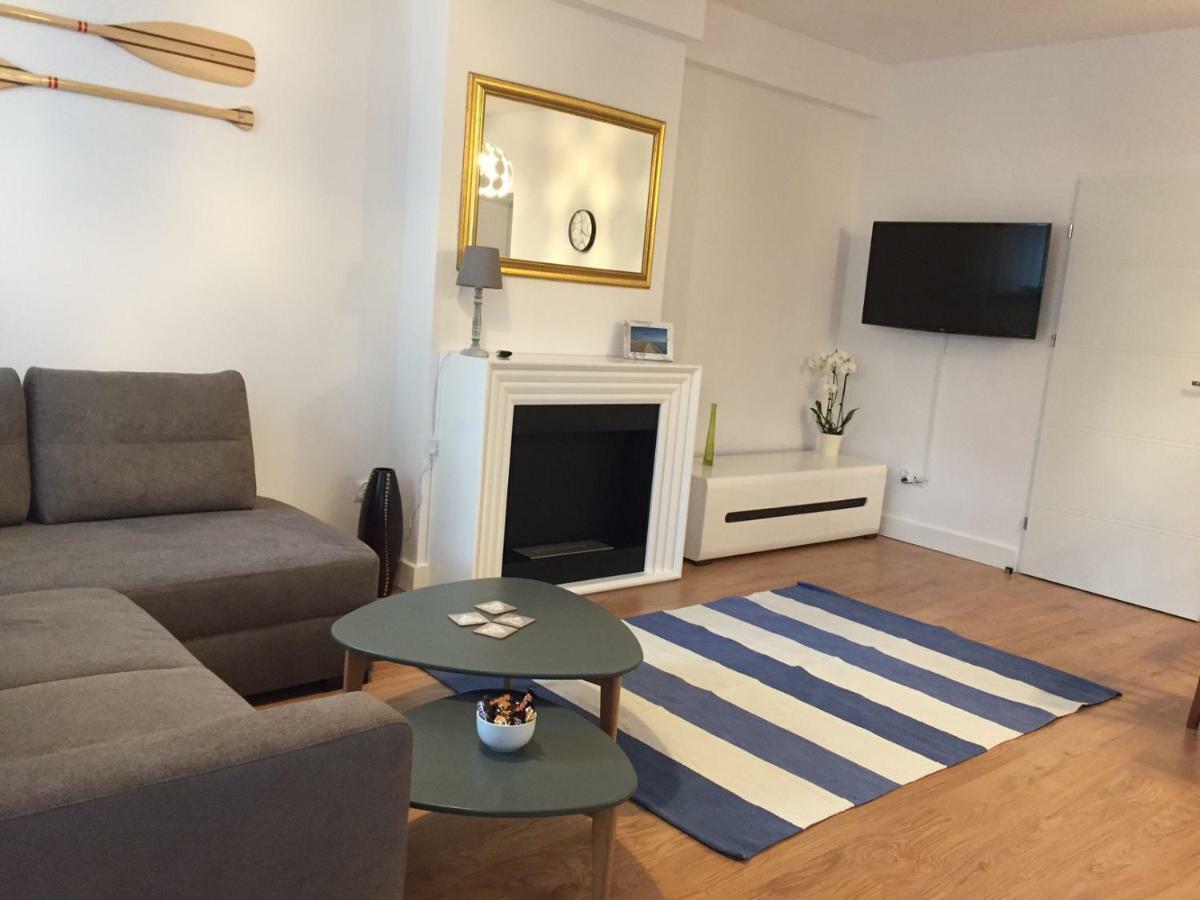 Apartamenty Blisko Plazy Podczele 코워브제크 외부 사진