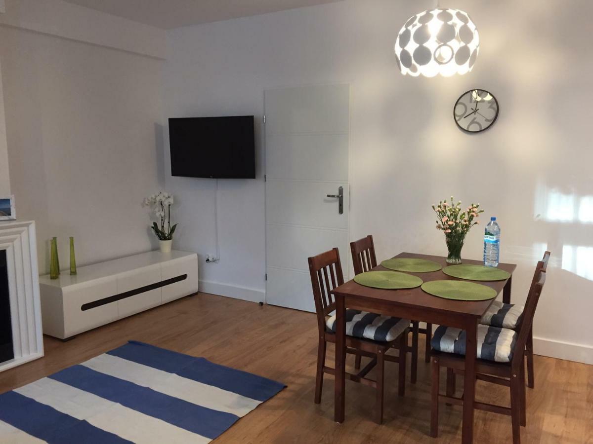 Apartamenty Blisko Plazy Podczele 코워브제크 외부 사진